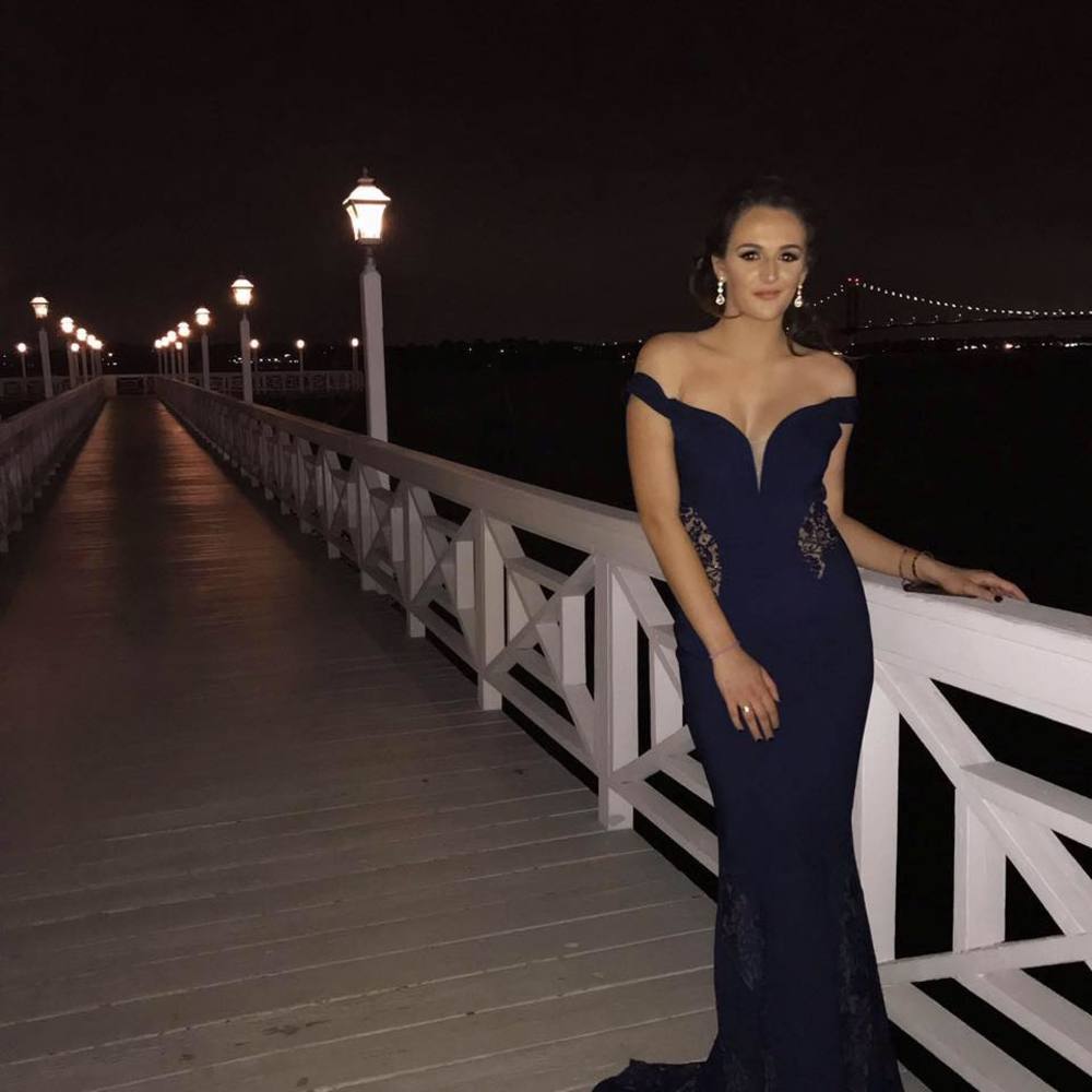 Meet your Posher, Isabella